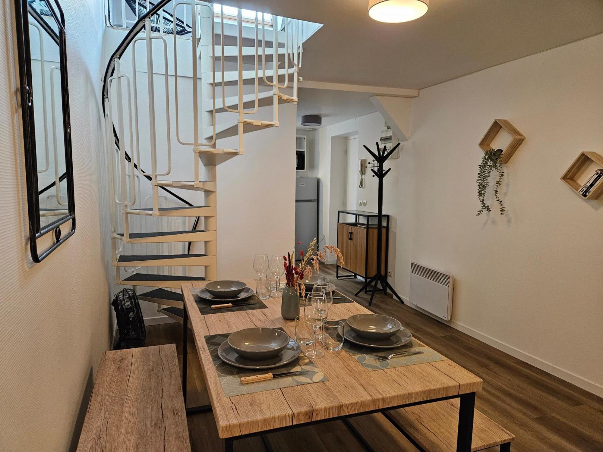 Charmant Duplex Au Coeur De Vernon Proche Gare Et Giverny Εξωτερικό φωτογραφία